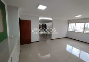 Foto 1 de Apartamento com 3 Quartos para alugar, 250m² em Fundinho, Uberlândia