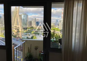 Foto 1 de Apartamento com 3 Quartos à venda, 97m² em Morumbi, São Paulo