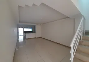 Foto 1 de Casa com 3 Quartos à venda, 130m² em Glória, Macaé