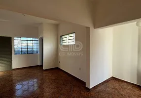 Foto 1 de Casa com 2 Quartos para alugar, 95m² em Lixeira, Cuiabá