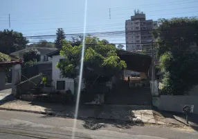 Foto 1 de Lote/Terreno à venda, 384m² em Vila Nova, Novo Hamburgo