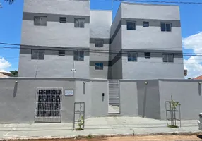 Foto 1 de Apartamento com 2 Quartos para alugar, 55m² em Coophamil, Cuiabá