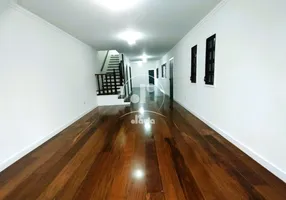 Foto 1 de Imóvel Comercial com 3 Quartos à venda, 236m² em Vila Eldizia, Santo André