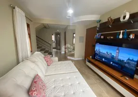 Foto 1 de Casa com 2 Quartos à venda, 117m² em Igara, Canoas