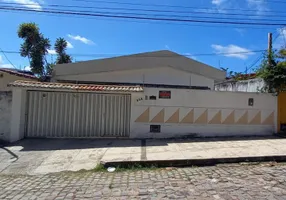 Foto 1 de Casa com 3 Quartos à venda, 280m² em Dix-sept Rosado, Natal