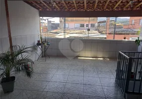 Foto 1 de Sobrado com 4 Quartos à venda, 200m² em Jardim Peri, São Paulo