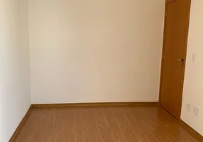 Foto 1 de Apartamento com 2 Quartos à venda, 42m² em Rio Doce, Olinda