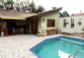 Foto 1 de Casa com 3 Quartos à venda, 402m² em Vila Petropolis, Atibaia