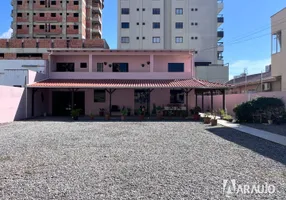 Foto 1 de Casa com 5 Quartos à venda, 128m² em Vila Operaria, Itajaí