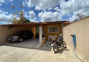 Foto 1 de Casa com 4 Quartos à venda, 100m² em Varzea, Lagoa Santa