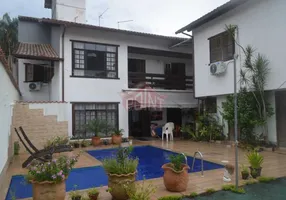Foto 1 de Casa com 4 Quartos à venda, 241m² em Pendotiba, Niterói