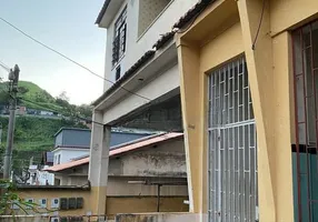 Foto 1 de Sobrado com 2 Quartos à venda, 112m² em Tenente Jardim, São Gonçalo