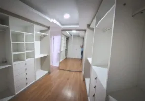 Foto 1 de Apartamento com 3 Quartos à venda, 172m² em Patamares, Salvador