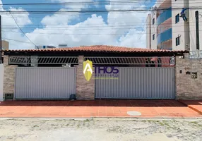 Foto 1 de Casa com 4 Quartos à venda, 250m² em Jardim Cidade Universitária, João Pessoa