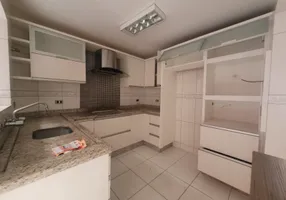 Foto 1 de Casa de Condomínio com 2 Quartos à venda, 102m² em Xaxim, Curitiba