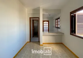 Foto 1 de Kitnet com 1 Quarto para alugar, 30m² em Centro, Pelotas