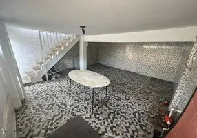 Foto 1 de Casa com 2 Quartos à venda, 120m² em Anchieta, Rio de Janeiro