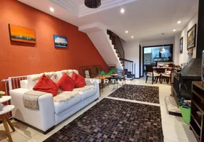 Foto 1 de Casa de Condomínio com 3 Quartos para venda ou aluguel, 125m² em Quebra Frascos, Teresópolis