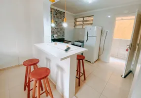 Foto 1 de Kitnet com 1 Quarto à venda, 30m² em Vila Guilhermina, Praia Grande