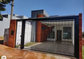 Foto 1 de Casa com 3 Quartos à venda, 100m² em Parque Residencial Patricia, Maringá