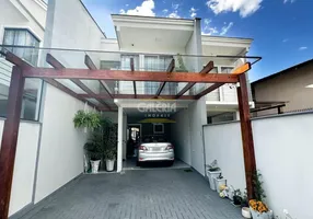 Foto 1 de Casa com 3 Quartos à venda, 128m² em São Marcos, Joinville