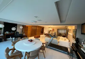 Foto 1 de Apartamento com 4 Quartos à venda, 187m² em Piatã, Salvador
