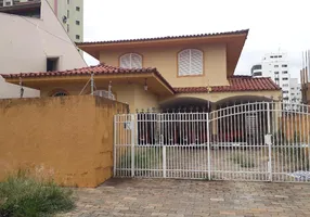 Foto 1 de Casa com 4 Quartos para venda ou aluguel, 400m² em Centro, São Carlos