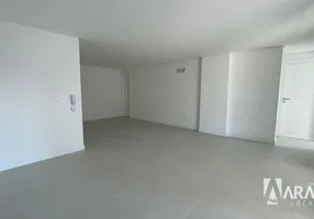 Foto 1 de Apartamento com 3 Quartos para alugar, 110m² em Centro, Navegantes