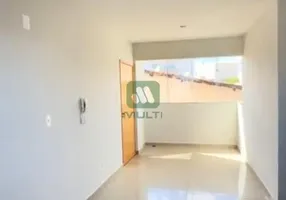 Foto 1 de Apartamento com 2 Quartos à venda, 50m² em Jardim Botânico, Uberlândia