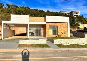 Foto 1 de Casa com 3 Quartos à venda, 151m² em Nossa Senhora da Vitoria , Ilhéus