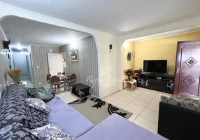 Foto 1 de Casa com 3 Quartos à venda, 177m² em Jardim Ipê, São Paulo