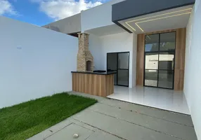 Foto 1 de Casa com 3 Quartos à venda, 104m² em Centro, Caucaia