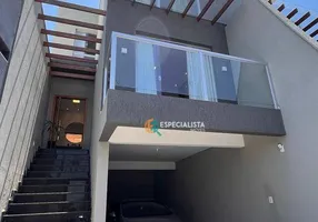 Foto 1 de Casa com 3 Quartos para venda ou aluguel, 149m² em Liberdade, Santa Luzia