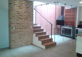 Foto 1 de Sobrado com 3 Quartos para alugar, 115m² em Chácara Klabin, São Paulo