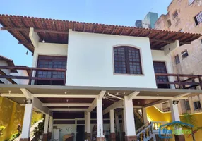 Foto 1 de Casa com 5 Quartos à venda, 450m² em Costa Azul, Salvador