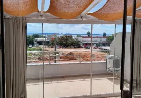 Foto 1 de Sobrado com 3 Quartos à venda, 121m² em Guarujá, Porto Alegre