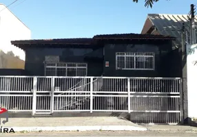 Foto 1 de Sobrado com 4 Quartos à venda, 260m² em Vila Brasílio Machado, São Paulo