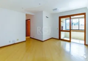 Foto 1 de Apartamento com 2 Quartos à venda, 71m² em Menino Deus, Porto Alegre