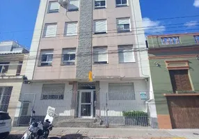 Foto 1 de Apartamento com 1 Quarto para alugar, 50m² em Centro, Pelotas