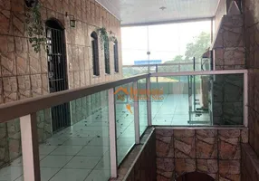 Foto 1 de Casa com 3 Quartos à venda, 377m² em Taboão, Guarulhos