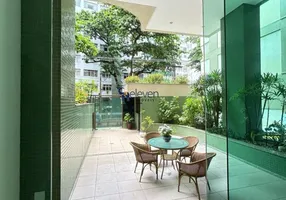 Foto 1 de Apartamento com 2 Quartos à venda, 64m² em Barra, Salvador