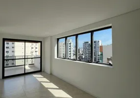 Foto 1 de Apartamento com 3 Quartos à venda, 100m² em Praia do Canto, Vitória