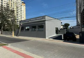 Foto 1 de Ponto Comercial para alugar, 200m² em Novo Mundo, Curitiba