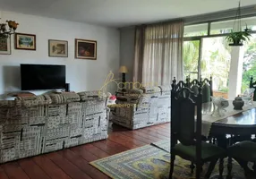 Foto 1 de Casa com 4 Quartos à venda, 295m² em Interlagos, São Paulo