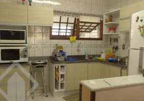 Foto 1 de Casa de Condomínio com 2 Quartos à venda, 75m² em Guarujá, Porto Alegre
