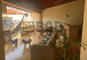 Foto 1 de Casa com 2 Quartos à venda, 190m² em Jardim Marajoara, Pederneiras