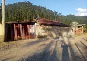 Foto 1 de Fazenda/Sítio com 3 Quartos à venda, 180m² em , Monteiro Lobato