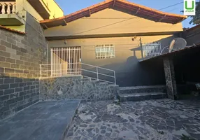 Foto 1 de Casa com 3 Quartos à venda, 200m² em Campo Alegre, Belo Horizonte