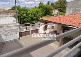 Foto 1 de Casa com 5 Quartos à venda, 300m² em Padre Andrade, Fortaleza