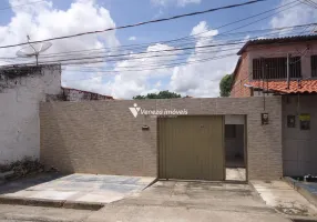 Foto 1 de Casa com 3 Quartos para alugar, 263m² em Monte Castelo, Teresina